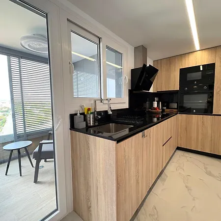 Luxury Posidonia Punta Prima 아파트