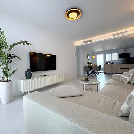 Luxury Posidonia Punta Prima 또레비에하