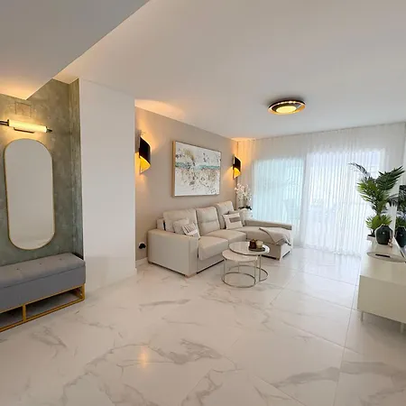 Luxury Posidonia Punta Prima 아파트