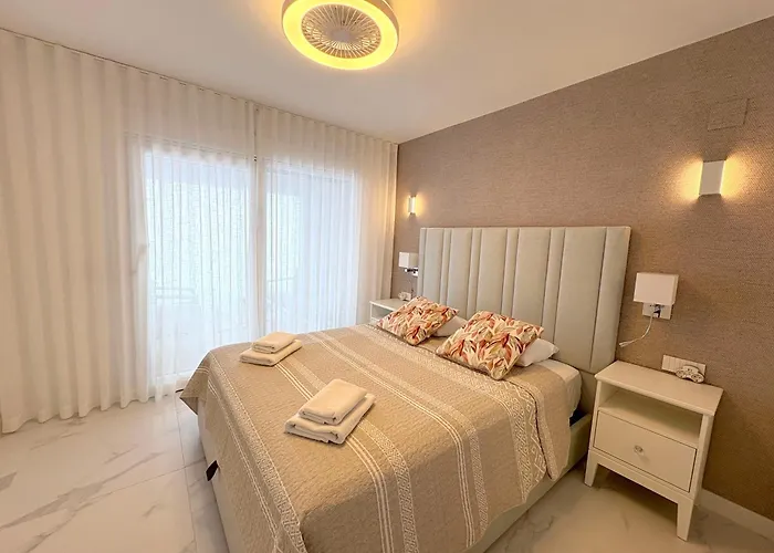 Luxury Posidonia Punta Prima Apartment *