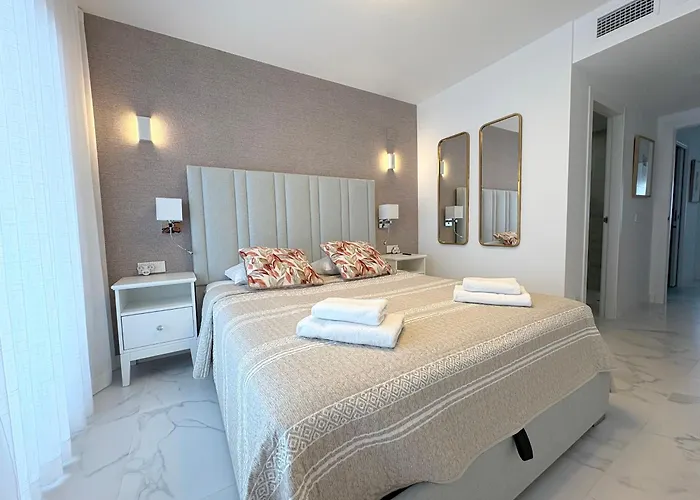 Luxury Posidonia Punta Prima *