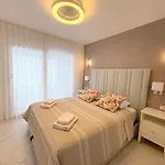 Luxury Posidonia Punta Prima Апартаменты *